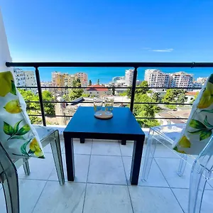 nostalgic-sea-view-durres.albaniahotels.org/